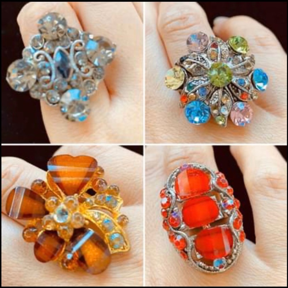 4 piece rings size 6 lightly used.